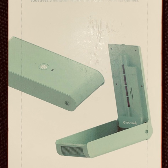 UV Sanitizer by Tech Candy - Picture 3 of 4